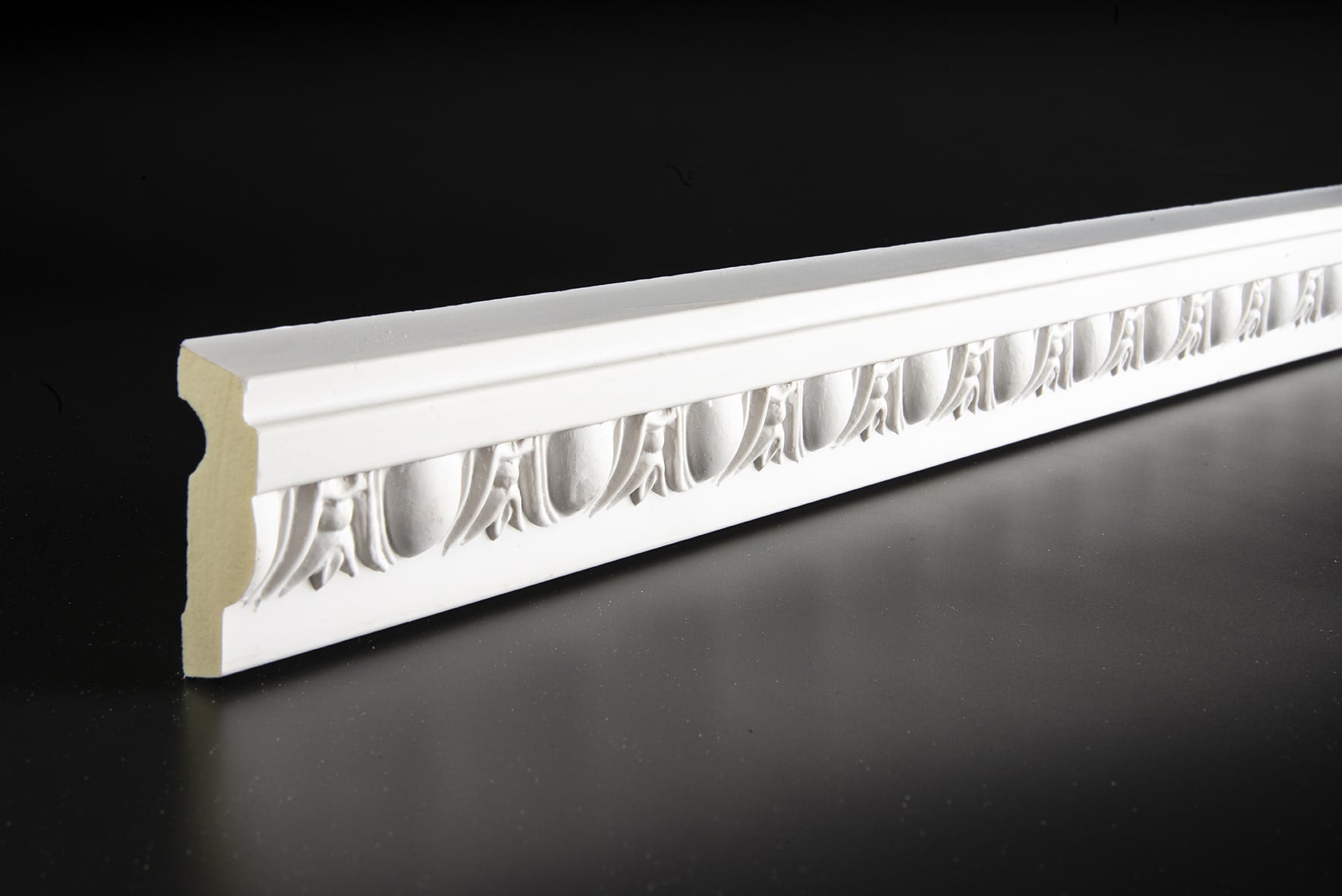 13255 DADO Rail Egg polyurethane (per 2.4 m length)