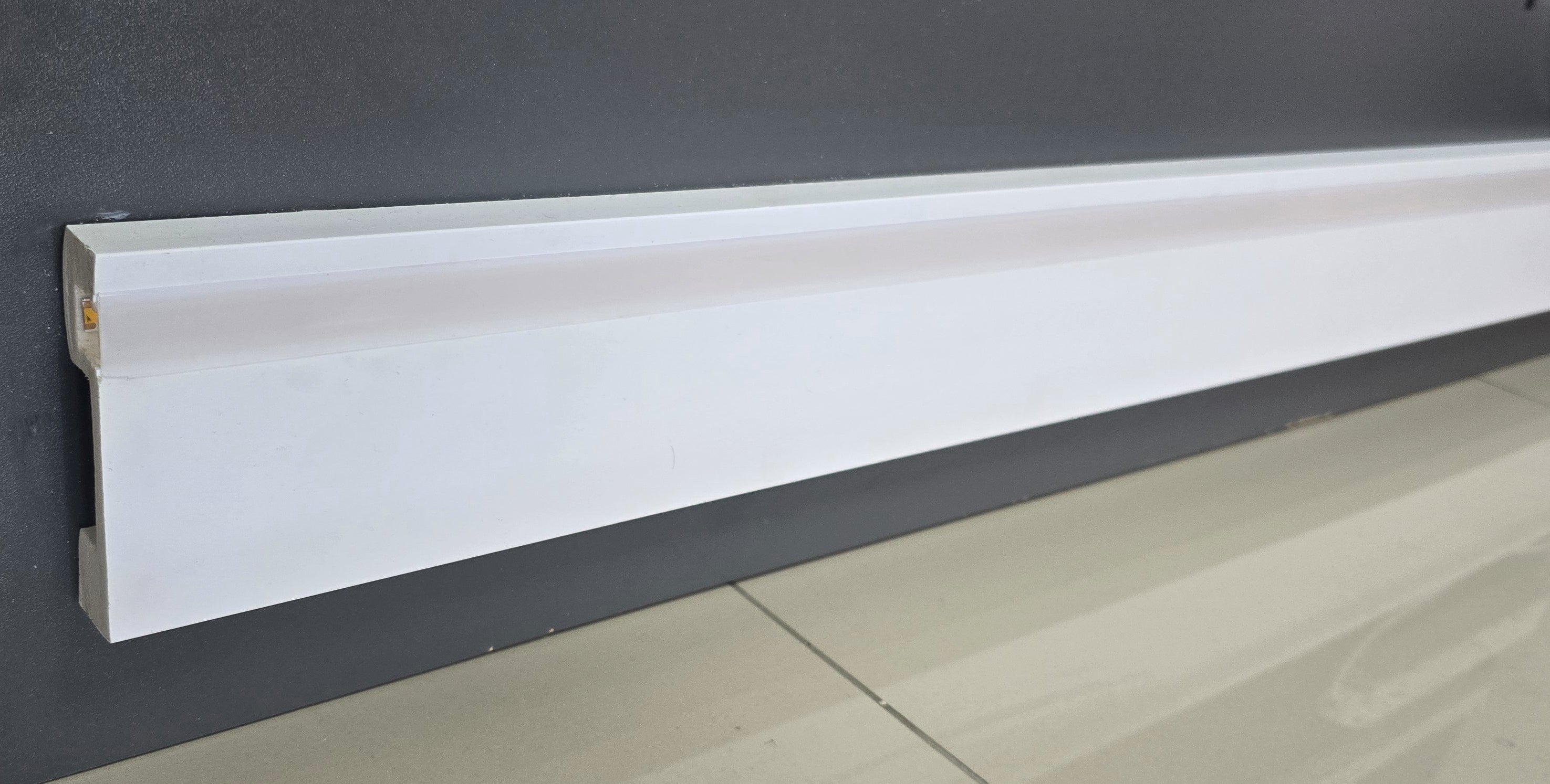 LED skirting 3038